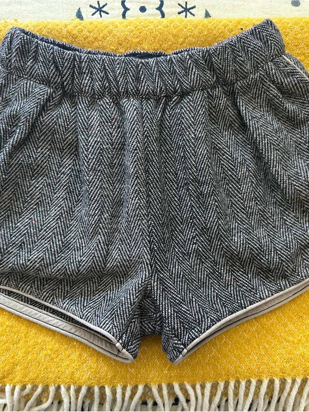 American Eagle Outfitters High waisted herringbone shorts